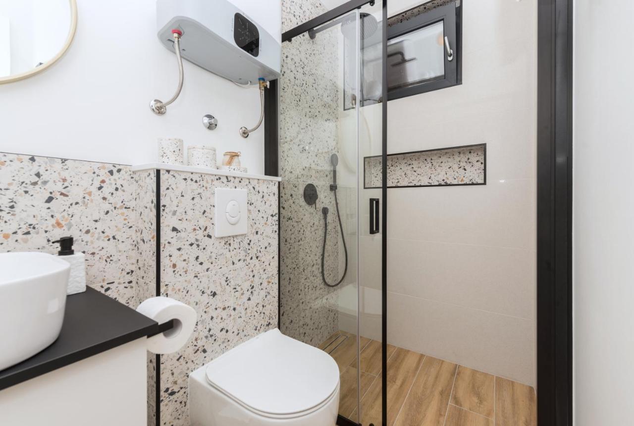 Studio Apartment Bianco, Near Beach, Free Parking, Wi-Fi 马卡尔斯卡 外观 照片